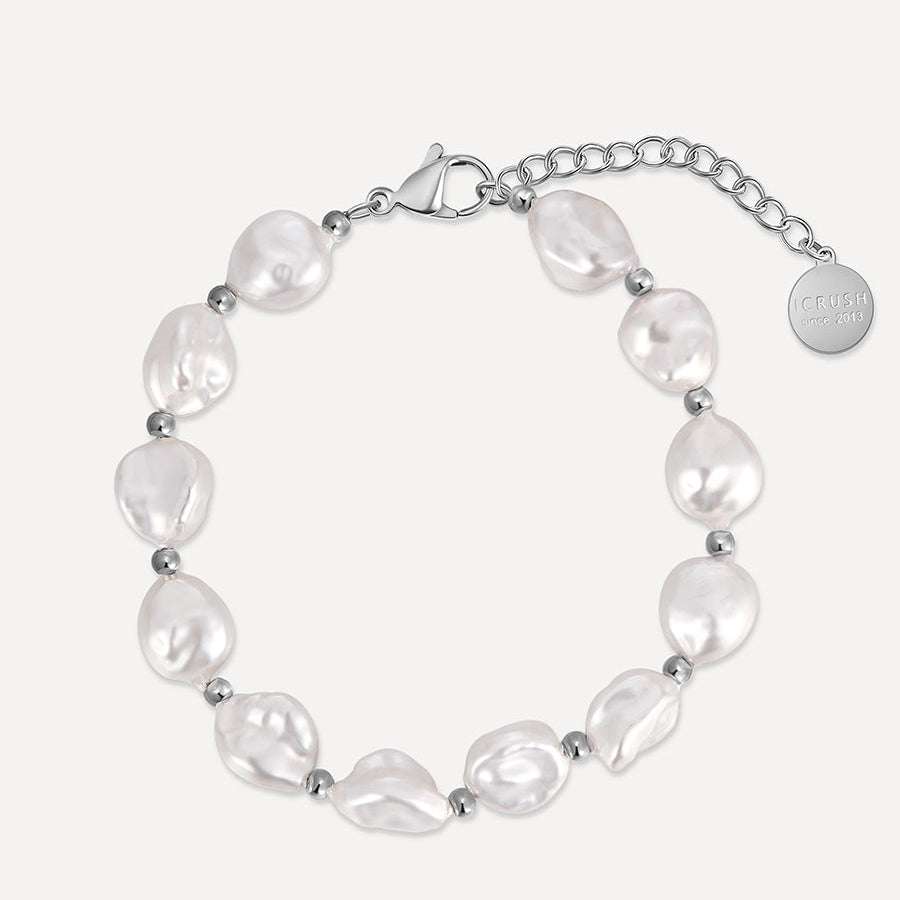 Enchanting Pearl Bracelet