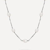newfemininity Necklace