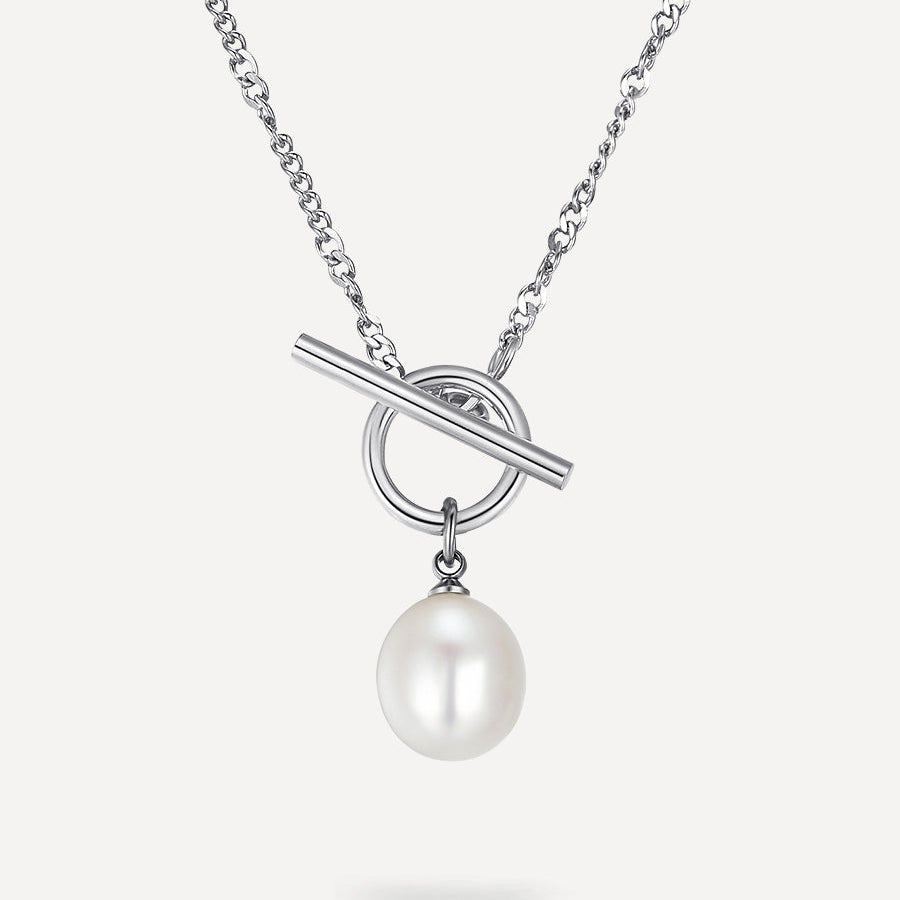 Lustrous Pearls Necklace
