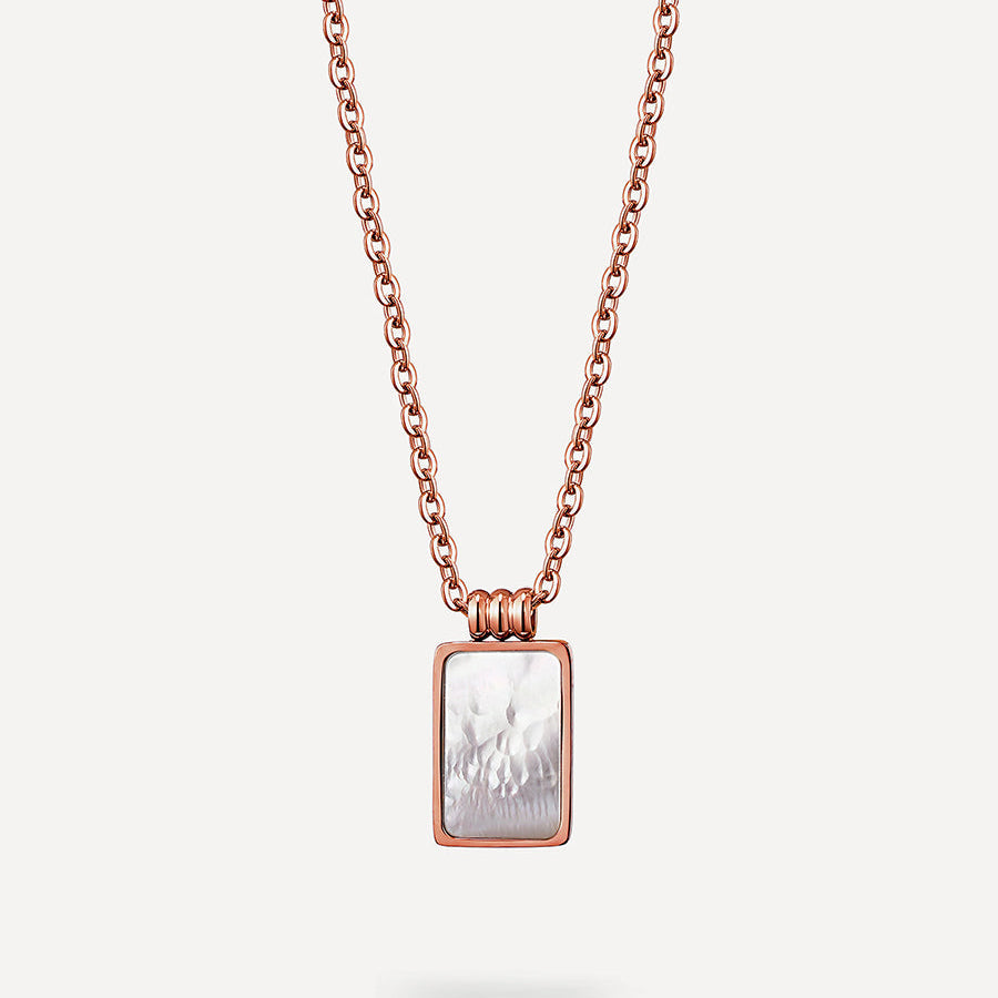 Essence Pearl Necklace