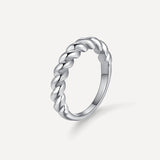 TWIRL Ring